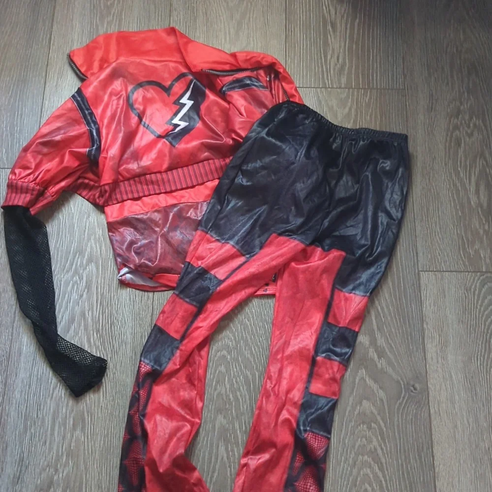 Descendants Red Halloween Costume Printed Top And Bottom Excellent Condition